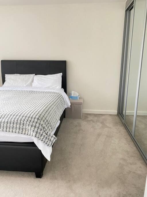 4-Room Detached Furnished Home With Parking Leicester Exterior foto